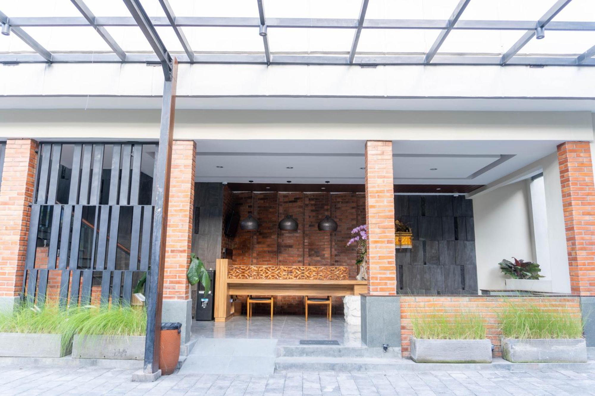 Hotel Rabasta Enjoy Kuta Kuta Lombok Exterior foto